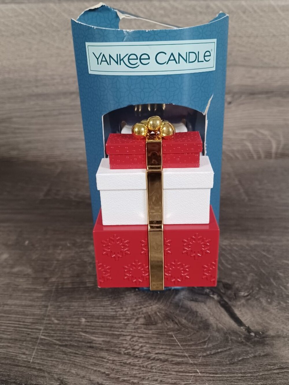 New Yankee Candle Christmas Presents Scent Plug Electric Diffuser Plug In